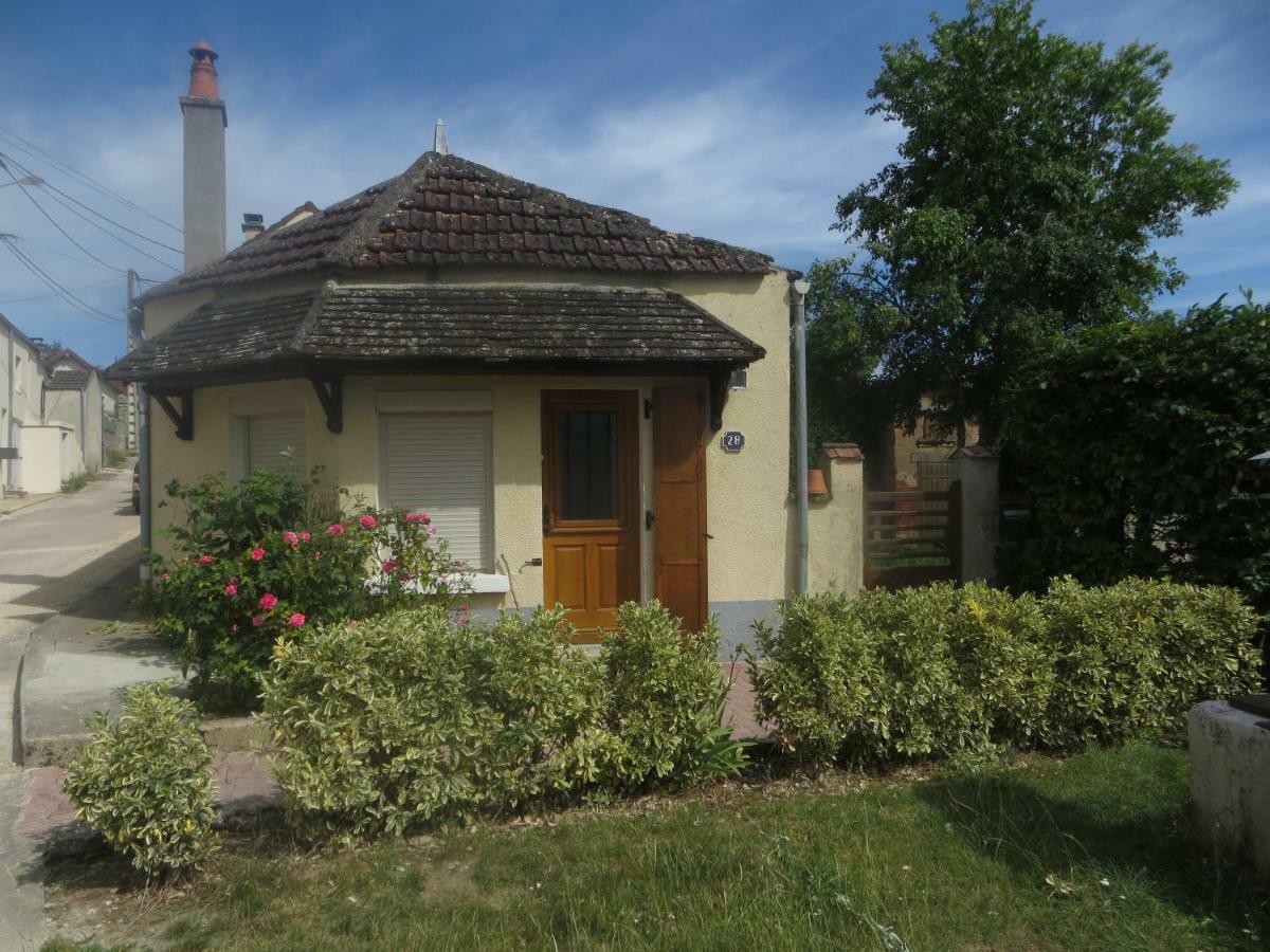 Voutenay-sur-Cure Charmante Maison Pres De Vezelay מראה חיצוני תמונה