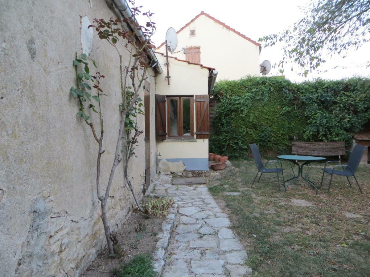 Voutenay-sur-Cure Charmante Maison Pres De Vezelay מראה חיצוני תמונה
